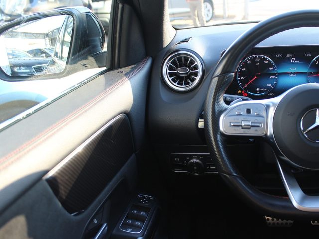 MERCEDES-BENZ GLA 220 usata, con Trazione integrale