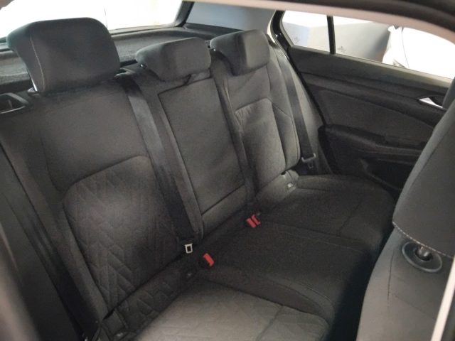 VOLKSWAGEN Golf usata, con ESP