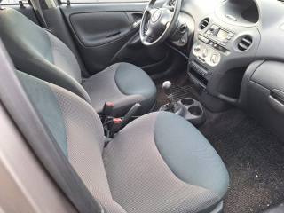 TOYOTA Yaris usata, con Chiusura centralizzata