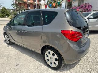 OPEL Meriva usata, con Autoradio