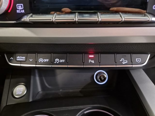 AUDI A4 allroad usata 21