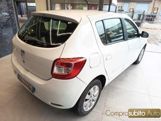DACIA Sandero usata, con Autoradio