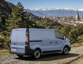 RENAULT Trafic usata, con Airbag