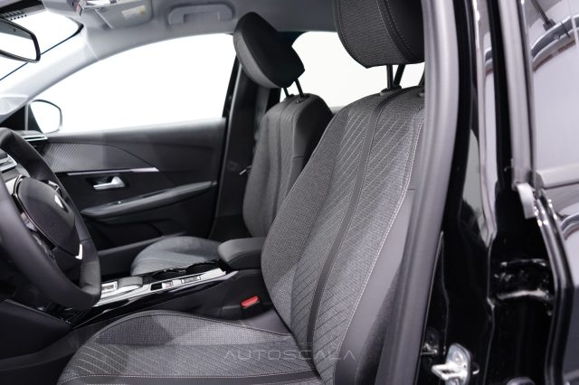 PEUGEOT 208 usata, con Autoradio
