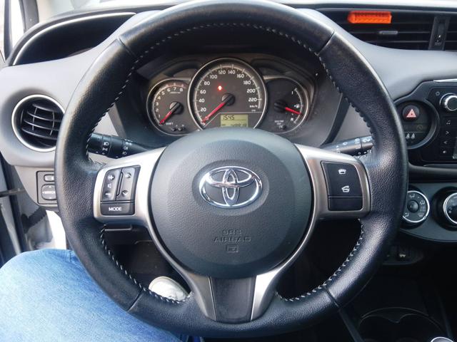 TOYOTA Yaris usata, con Fendinebbia