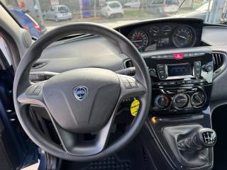 LANCIA Ypsilon usata, con ESP