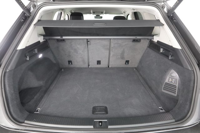 VOLKSWAGEN Touareg usata 5