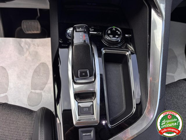 PEUGEOT 3008 usata, con Vetri oscurati