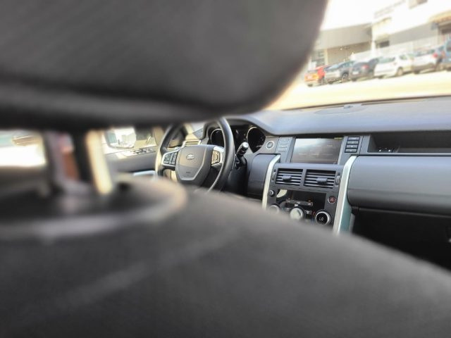 LAND ROVER Discovery Sport usata, con Autoradio