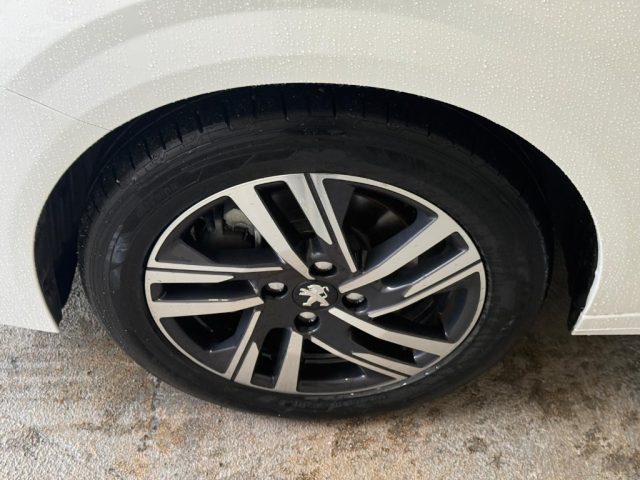 PEUGEOT 208 usata, con Sensore di luce