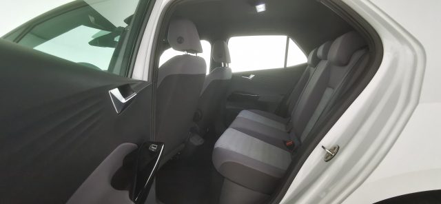 VOLKSWAGEN ID.3 usata, con Sensori di parcheggio anteriori