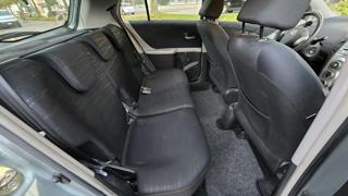 TOYOTA Yaris usata, con Autoradio digitale
