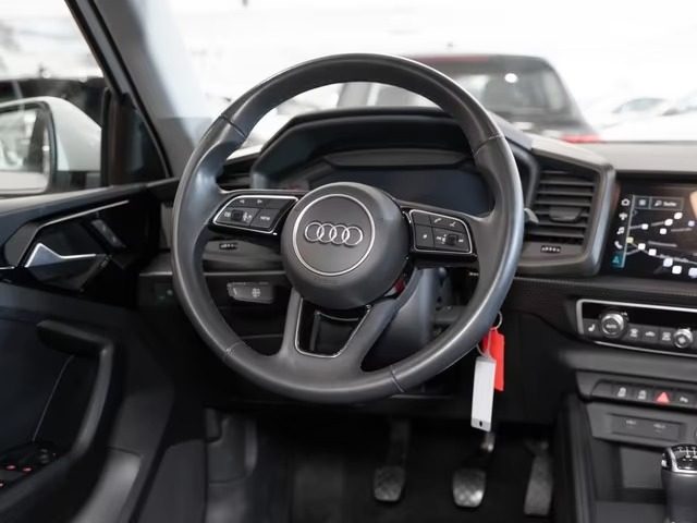 AUDI A1 usata, con Autoradio