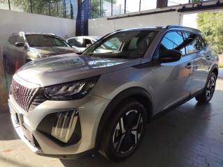 PEUGEOT 2008 usata, con Autoradio