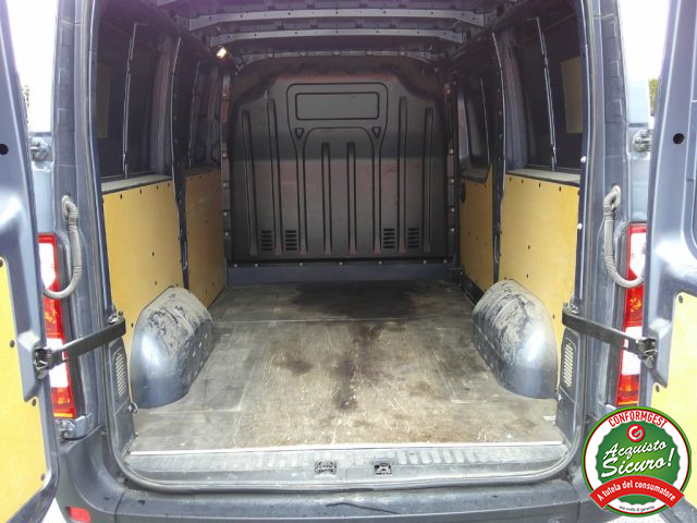 RENAULT Master usata, con Autoradio digitale