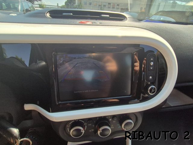 RENAULT Twingo usata, con Luci diurne LED