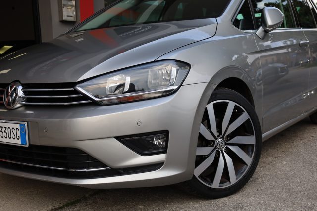 VOLKSWAGEN Golf Sportsvan usata, con Servosterzo