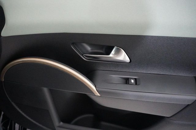 LANCIA Ypsilon usata 33