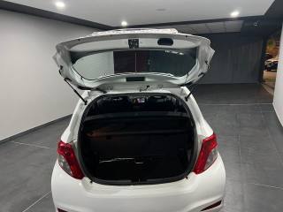 TOYOTA Yaris usata, con ESP