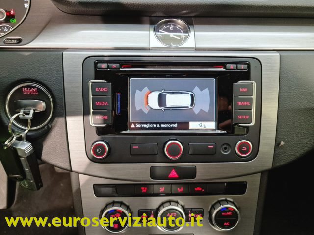 VOLKSWAGEN Passat usata, con Sensori di parcheggio posteriori