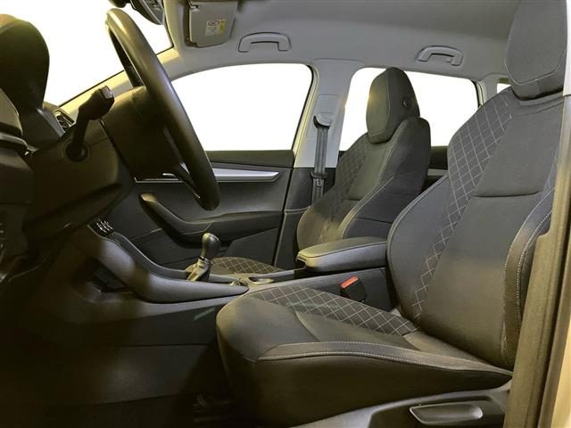 SKODA Karoq usata 9