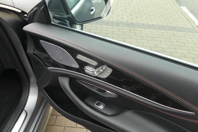 MERCEDES-BENZ CLS usata, con Sospensioni sportive