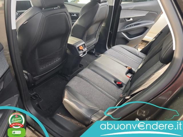 PEUGEOT 3008 usata, con Climatizzatore