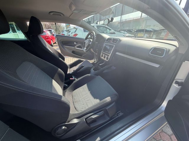VOLKSWAGEN Scirocco usata, con Autoradio