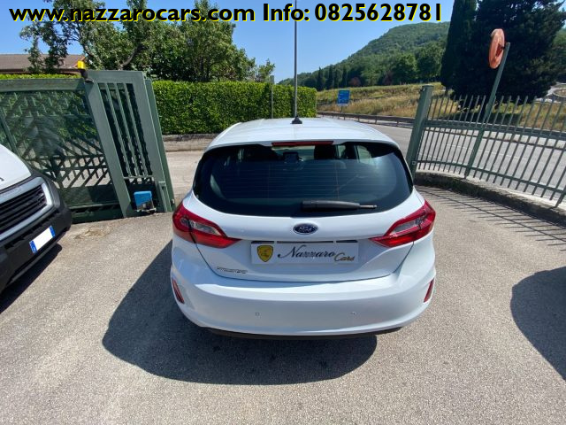 FORD Fiesta usata, con USB