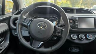 TOYOTA Yaris usata, con Controllo elettronico della corsia