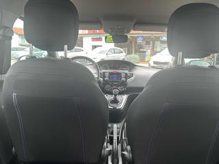 LANCIA Ypsilon usata, con ESP