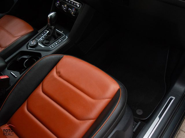VOLKSWAGEN Tiguan usata, con MP3