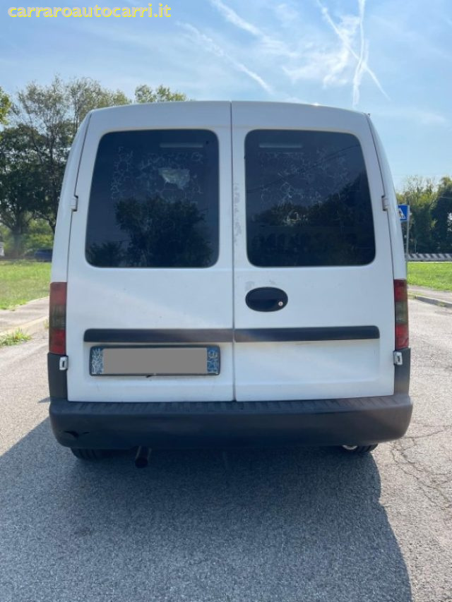 OPEL Combo usata, con Controllo automatico clima