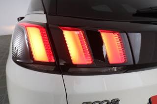 PEUGEOT 3008 usata 8