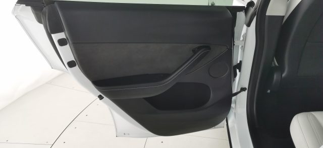 TESLA Model Y usata, con Vivavoce