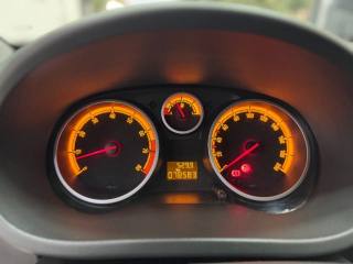 OPEL Corsa usata, con Bluetooth