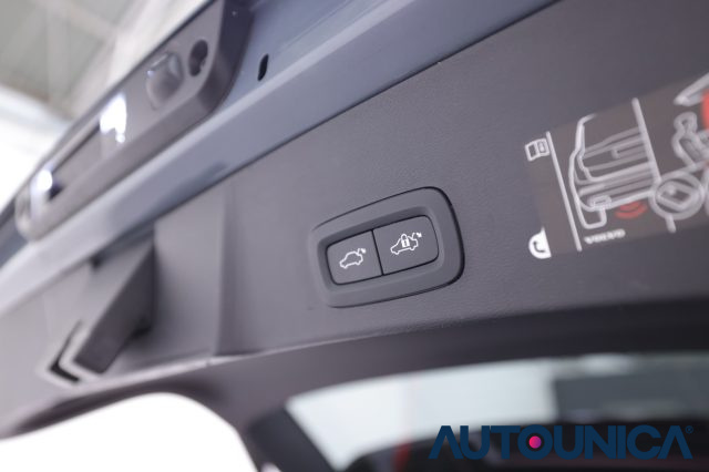 VOLVO XC40 usata, con Limitatore di velocità