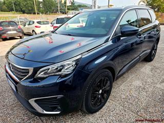 PEUGEOT 5008 usata, con Airbag