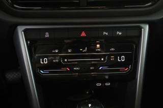VOLKSWAGEN T-Roc usata 11