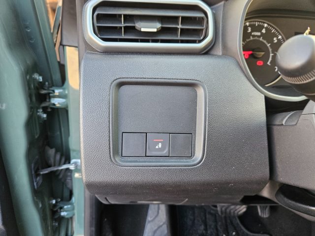DACIA Duster usata, con Touch screen