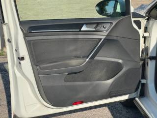 VOLKSWAGEN Golf GTI usata, con Luci diurne LED