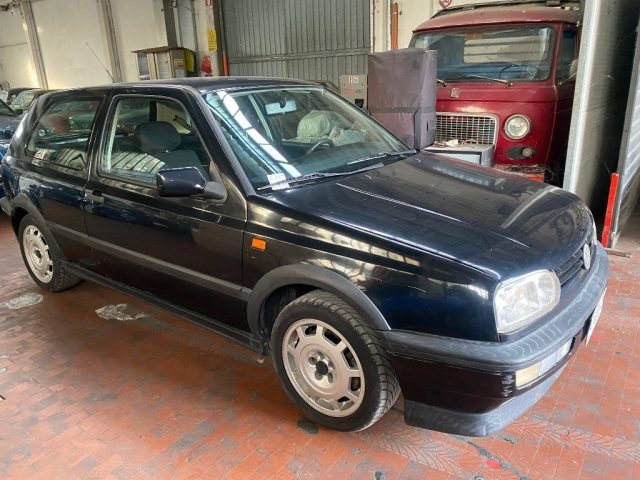 VOLKSWAGEN Golf usata, con Chiusura centralizzata