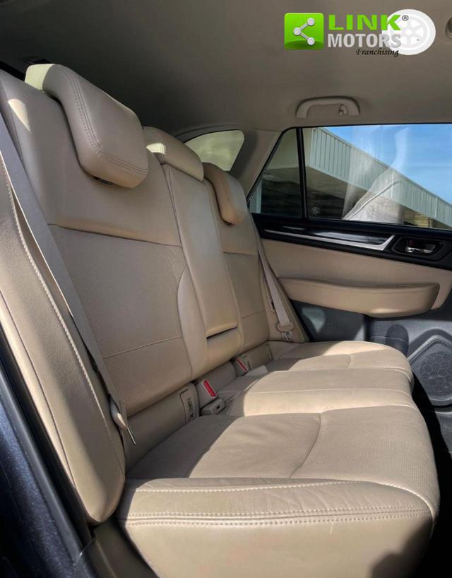 SUBARU OUTBACK usata, con Specchietti laterali elettrici
