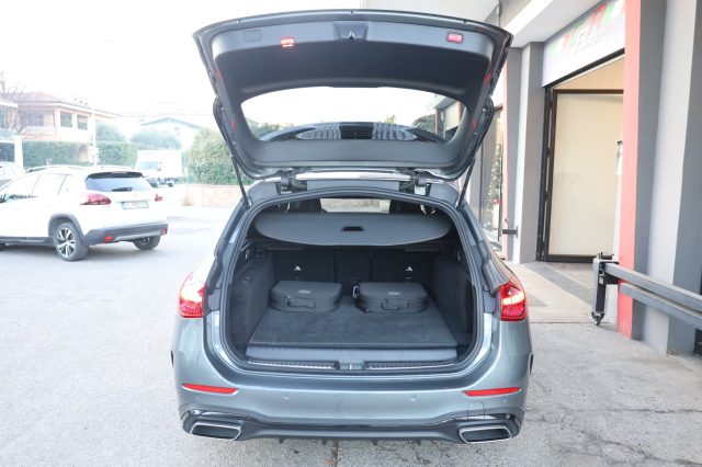 MERCEDES-BENZ C 300 usata 126