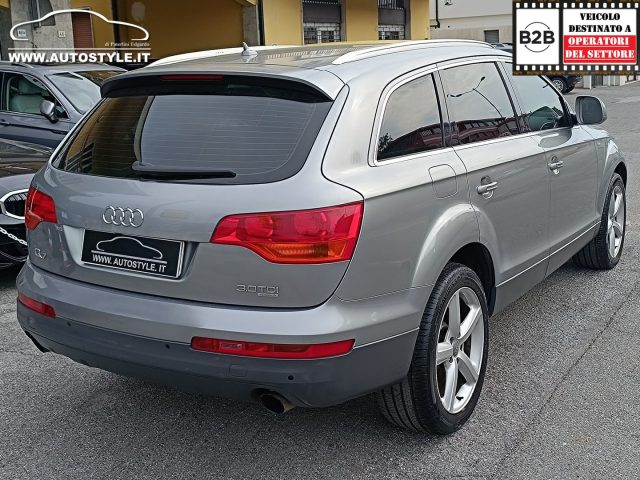 AUDI Q7 usata, con Specchietti laterali elettrici