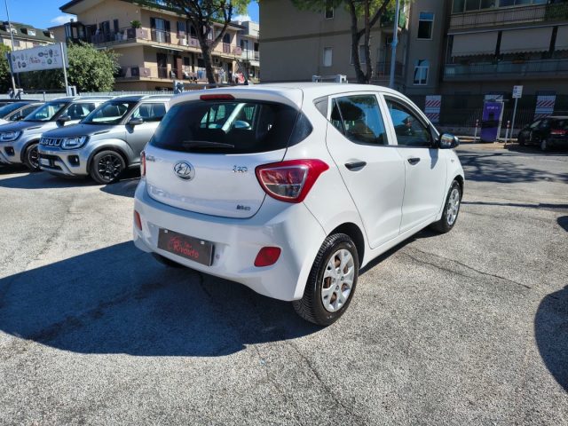 HYUNDAI i10 usata, con Alzacristalli elettrici