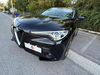 ALFA ROMEO Stelvio usata, con Airbag laterali