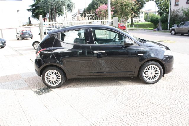 LANCIA Ypsilon usata, con Chiusura centralizzata