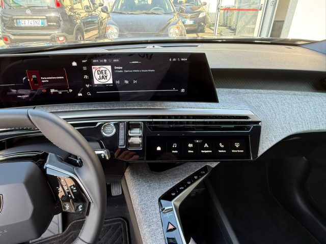 PEUGEOT 3008 usata, con Autoradio digitale