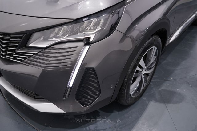 PEUGEOT 3008 usata, con Sensore di luce
